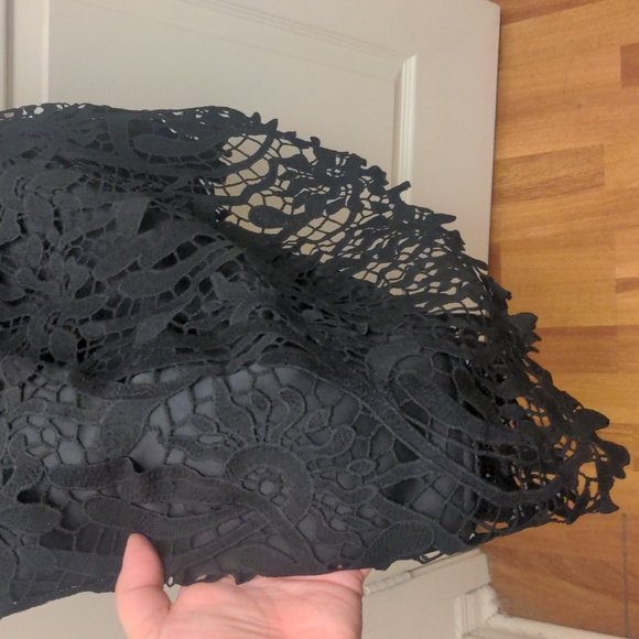 NWT Chi Chi London Plus size lace off-the- shoulder cocktail dress - Picture 3 of 6